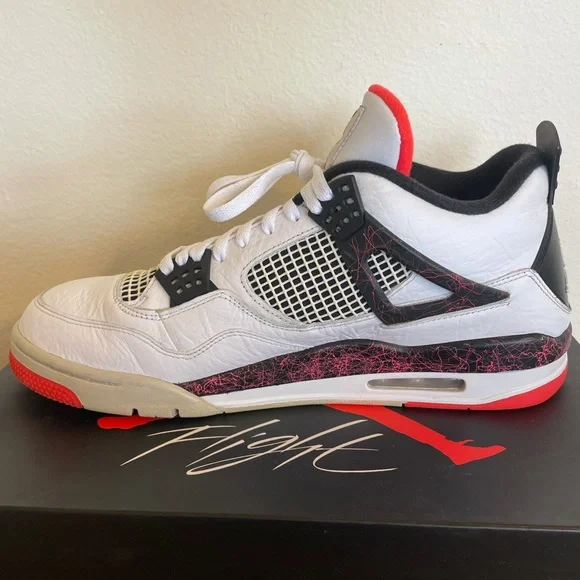 SOLD ❌ Jordan 4 Retro Pale Citron “Flight Nostalgia” size 13 308497-116 2019 - Picture 5 of 8